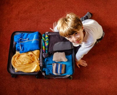 Organiser son départ en vacances avec un enfant handicapé : 5 conseils